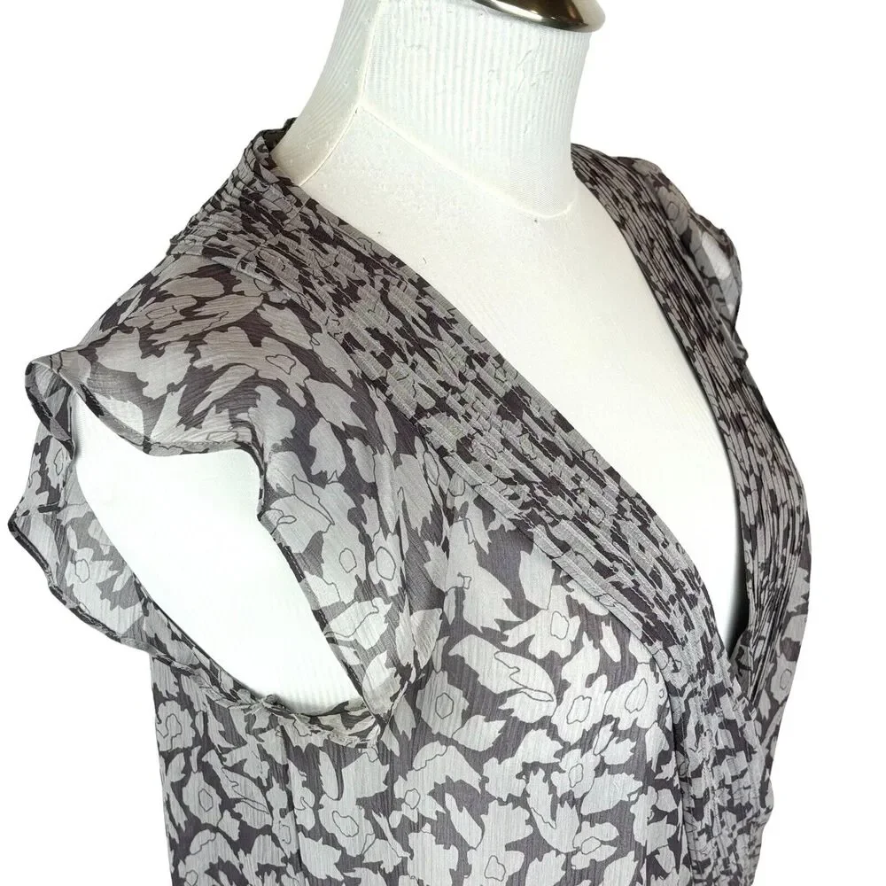 Club Monaco silk‎ chiffon flutter sleeve blouse Gray Brown print sheer Top Sz M - Picture 4 of 13